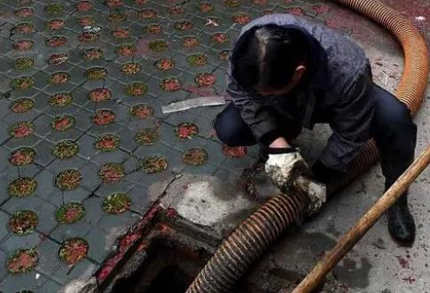 保定望都高压清洗管道公司分享下为什么要高压清洗板换